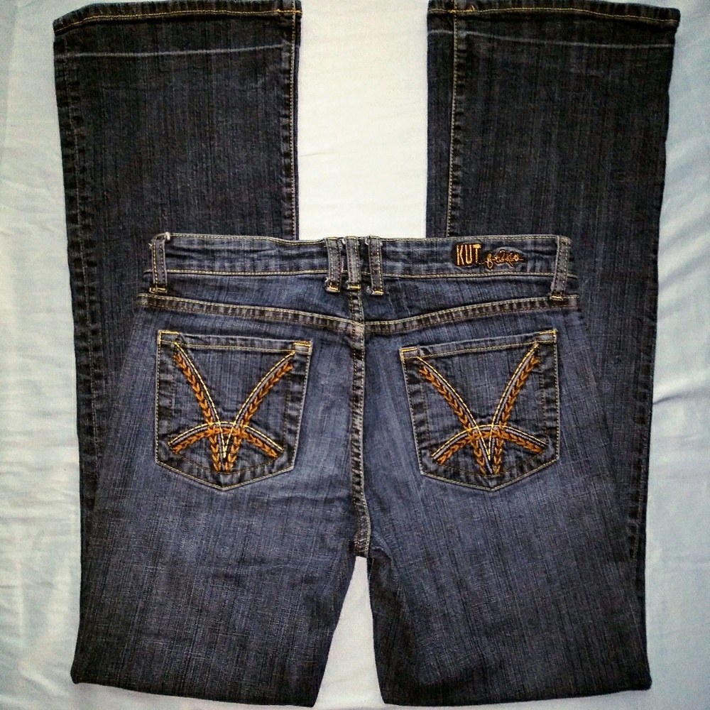 KUT boot cut medium wash size 6